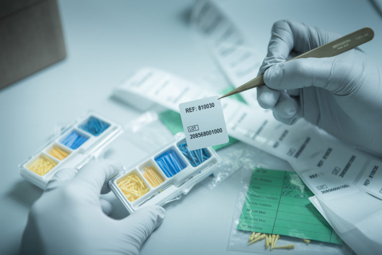HL Technology est certifié ISO 13485 :2016, ce qui garantit la sécurité, la traçabilité et la qualité de vos dispositifs médicaux / Hl Technology is certifies ISO 13485 :2016 which insure your médical device's quality, traceability and safety.